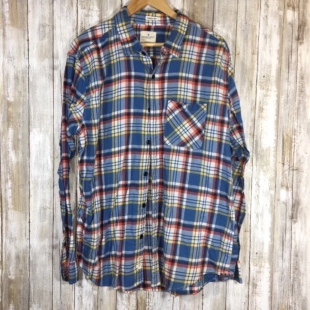 American Eagle Classic Fit Plaid Button Down